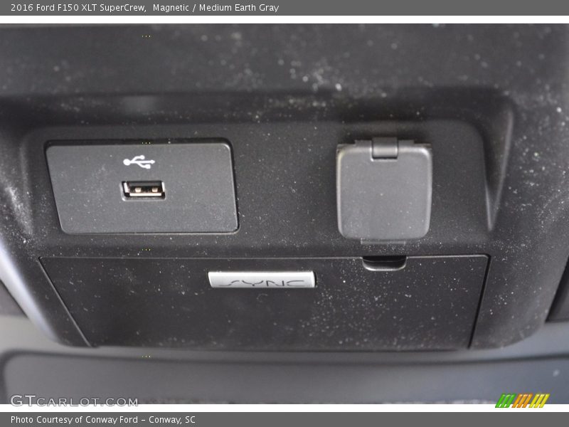 Magnetic / Medium Earth Gray 2016 Ford F150 XLT SuperCrew