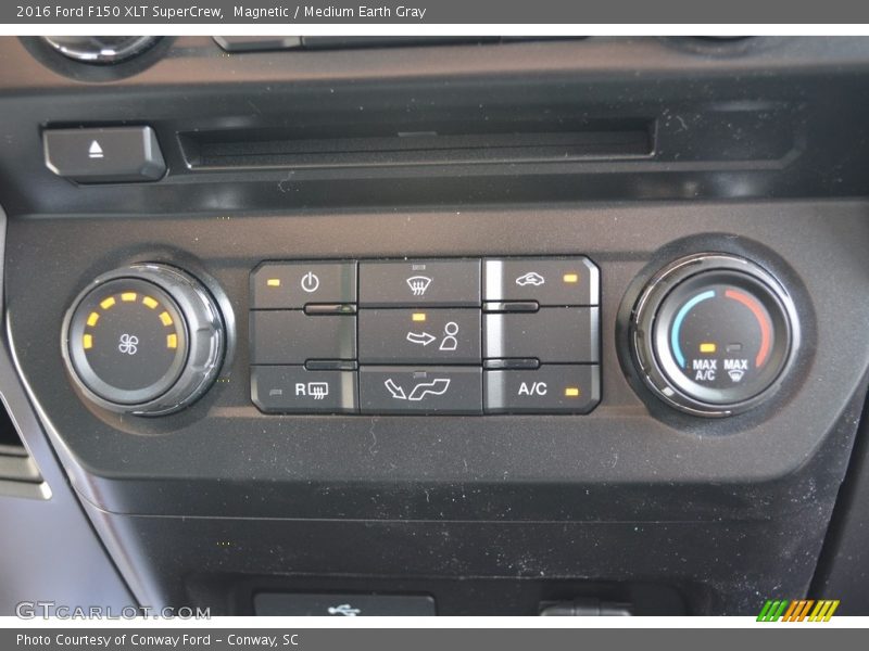 Magnetic / Medium Earth Gray 2016 Ford F150 XLT SuperCrew