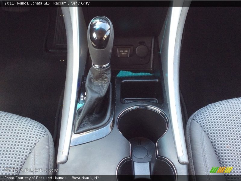 Radiant Silver / Gray 2011 Hyundai Sonata GLS