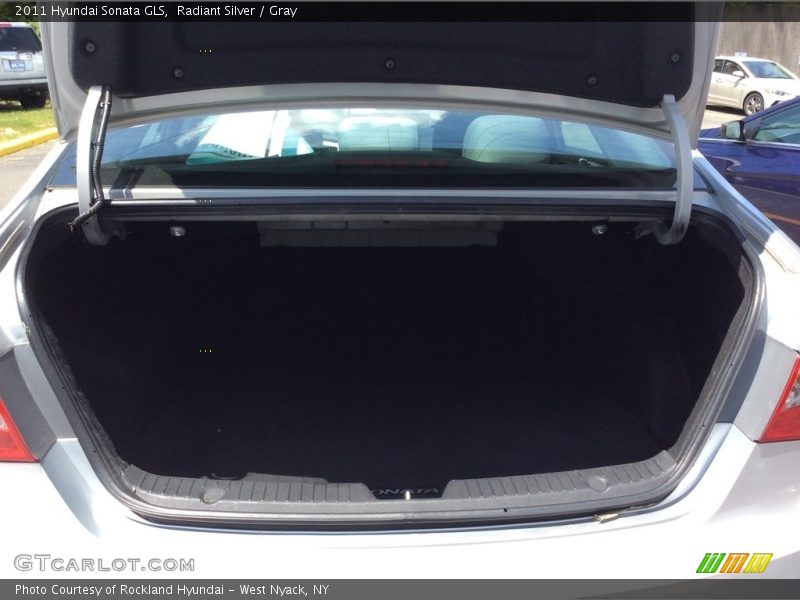 Radiant Silver / Gray 2011 Hyundai Sonata GLS
