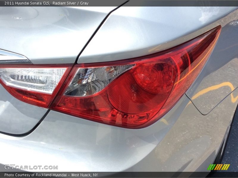 Radiant Silver / Gray 2011 Hyundai Sonata GLS