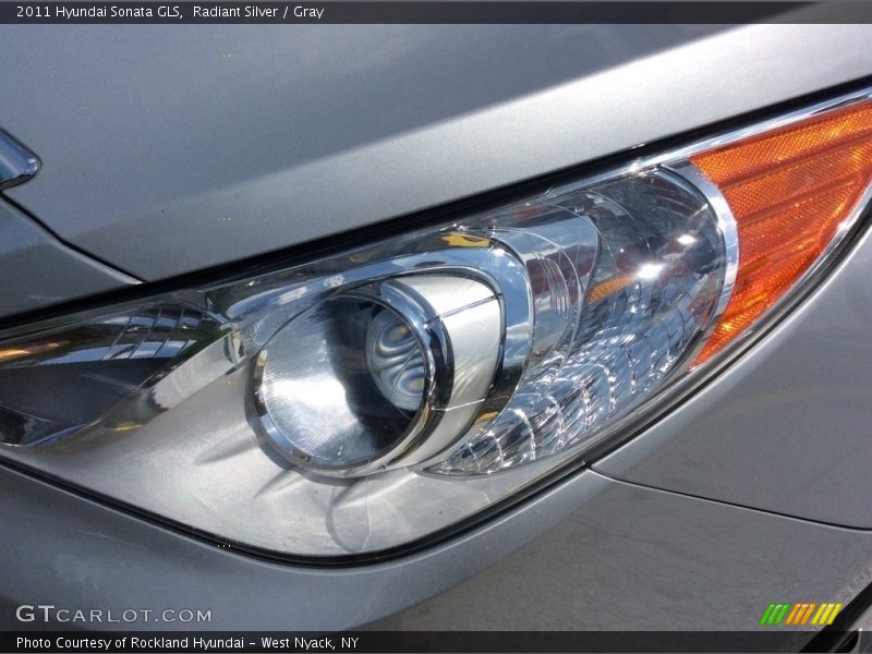 Radiant Silver / Gray 2011 Hyundai Sonata GLS