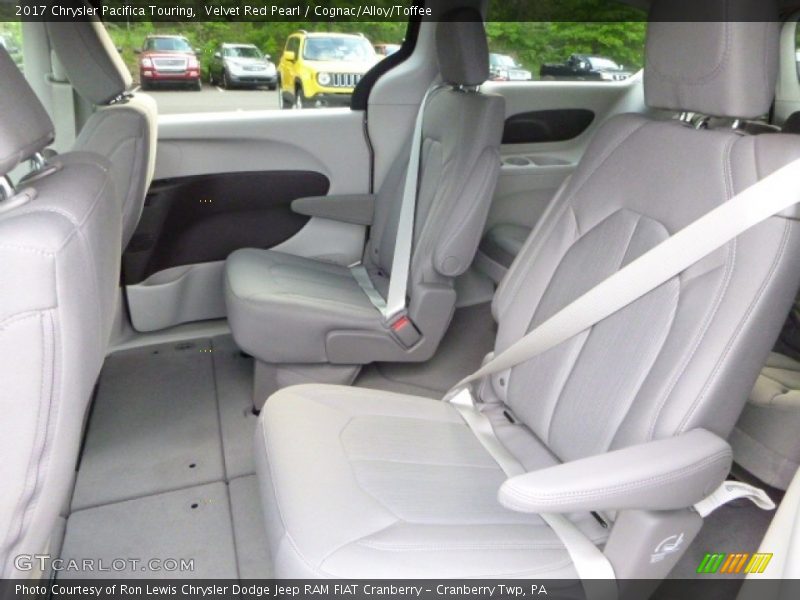 Velvet Red Pearl / Cognac/Alloy/Toffee 2017 Chrysler Pacifica Touring