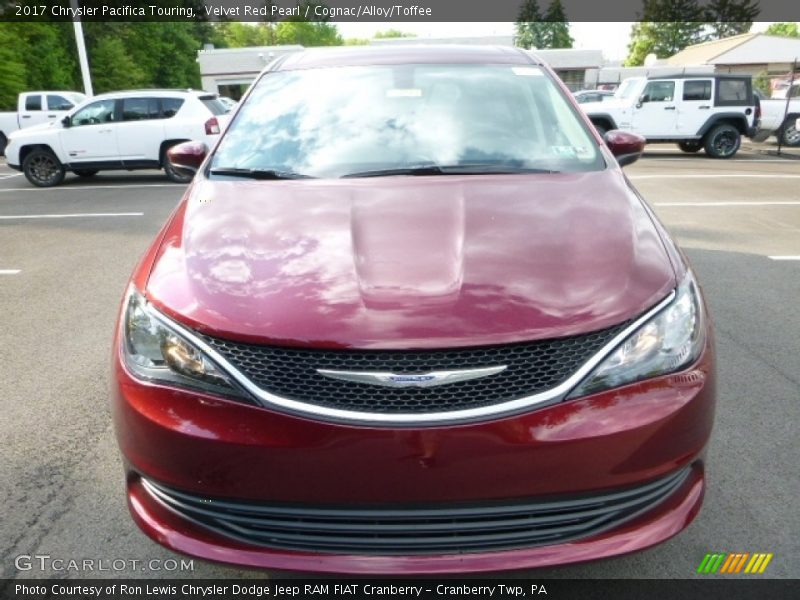 Velvet Red Pearl / Cognac/Alloy/Toffee 2017 Chrysler Pacifica Touring