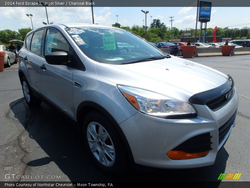 Ingot Silver / Charcoal Black 2014 Ford Escape S
