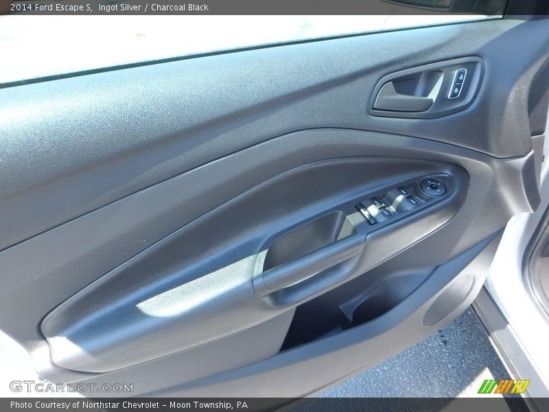Ingot Silver / Charcoal Black 2014 Ford Escape S