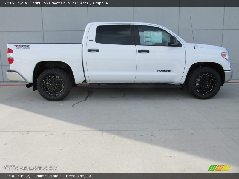 Super White / Graphite 2016 Toyota Tundra TSS CrewMax