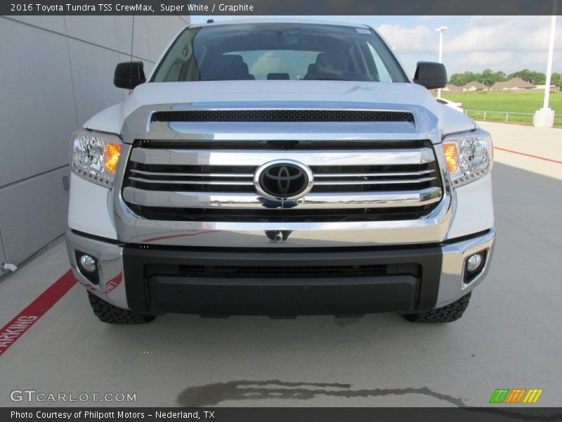 Super White / Graphite 2016 Toyota Tundra TSS CrewMax