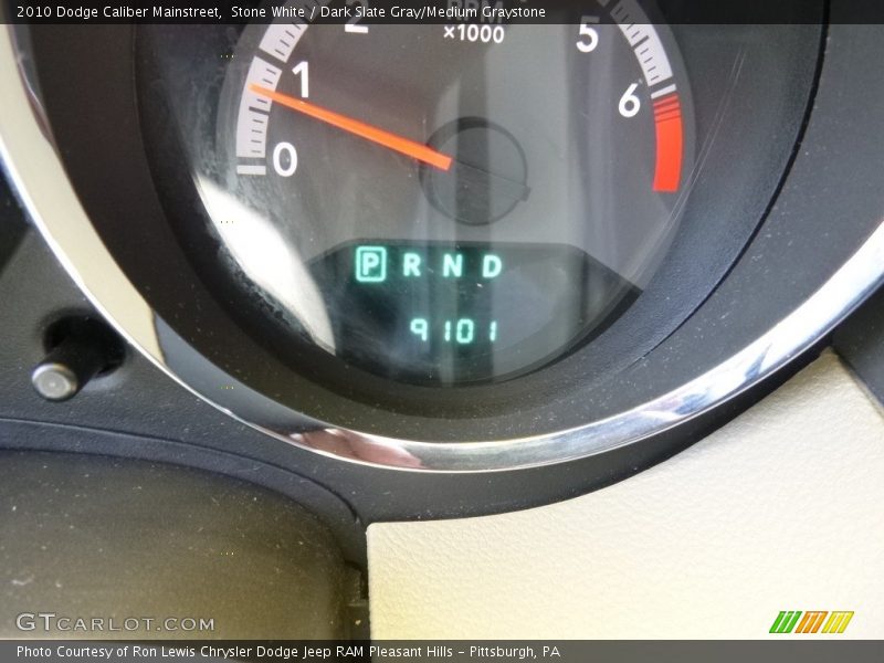 Stone White / Dark Slate Gray/Medium Graystone 2010 Dodge Caliber Mainstreet