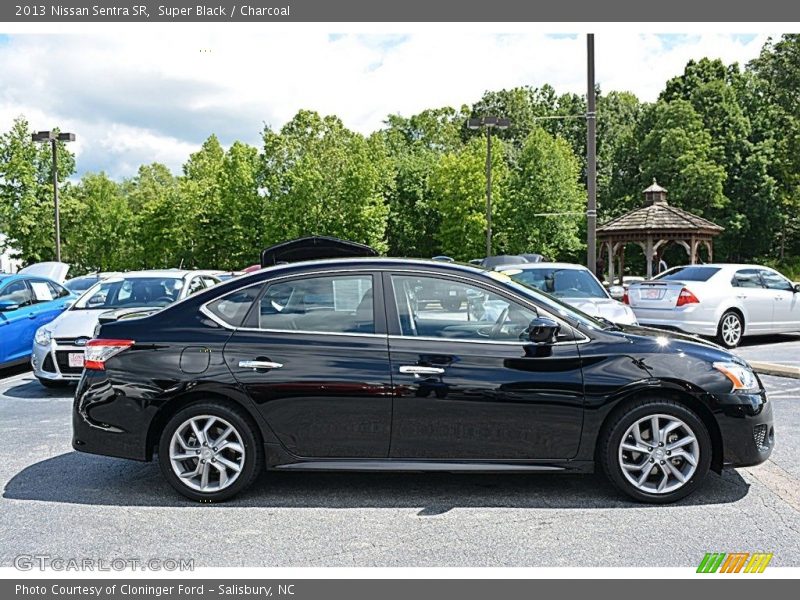 Super Black / Charcoal 2013 Nissan Sentra SR