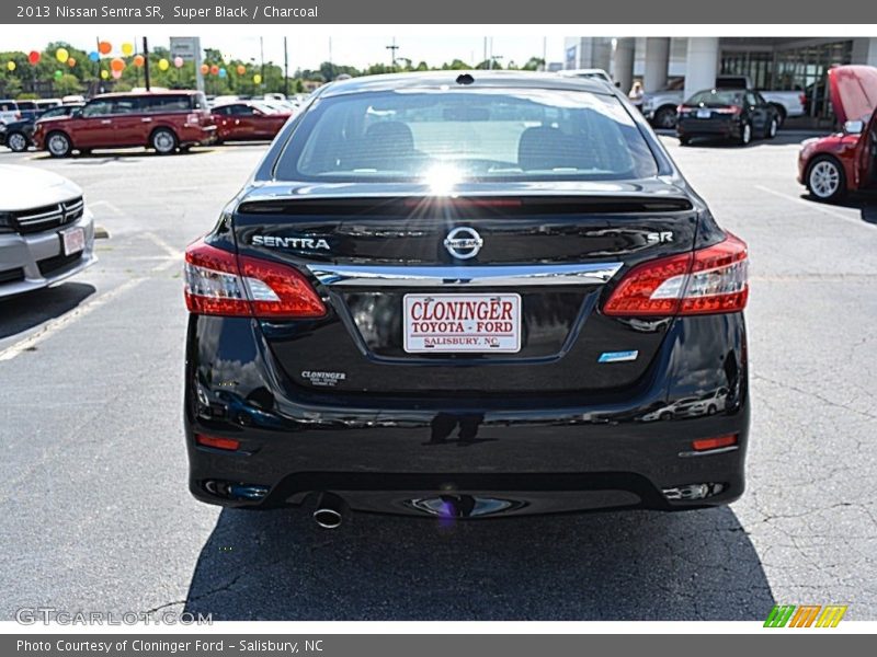 Super Black / Charcoal 2013 Nissan Sentra SR