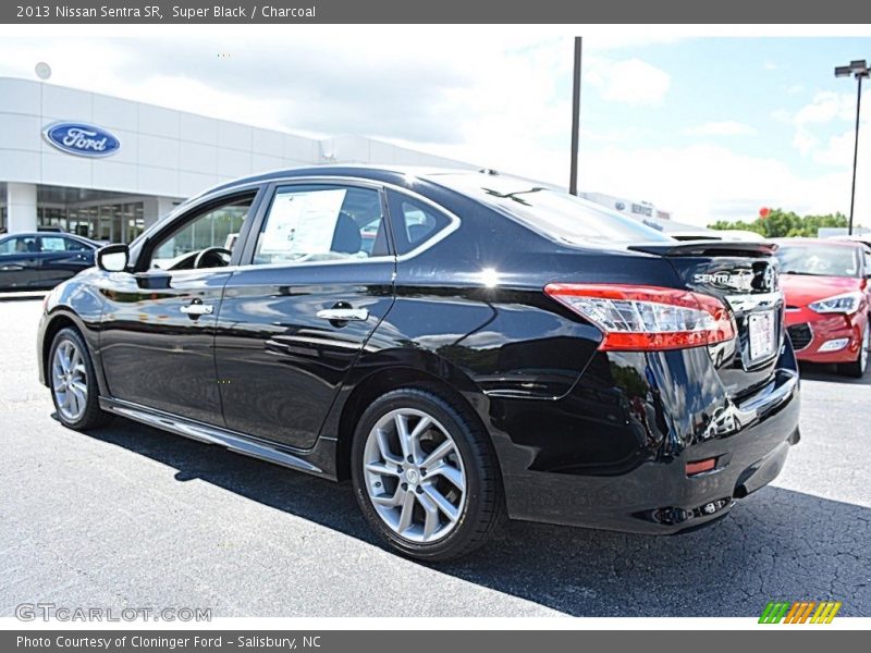 Super Black / Charcoal 2013 Nissan Sentra SR