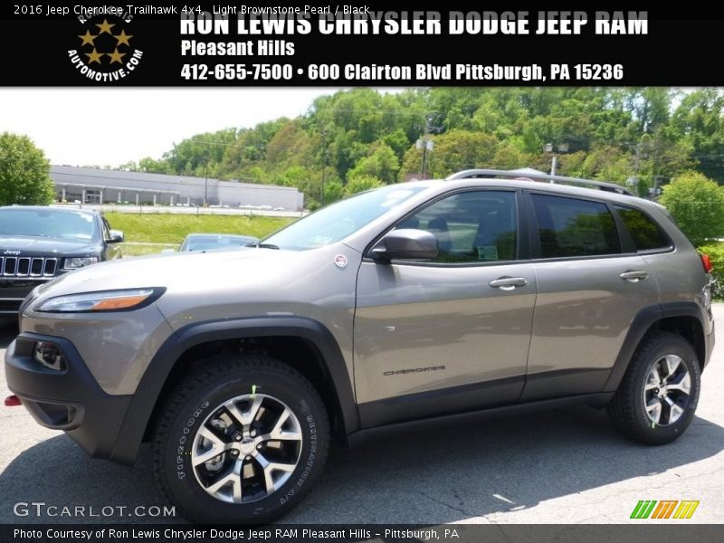 Light Brownstone Pearl / Black 2016 Jeep Cherokee Trailhawk 4x4