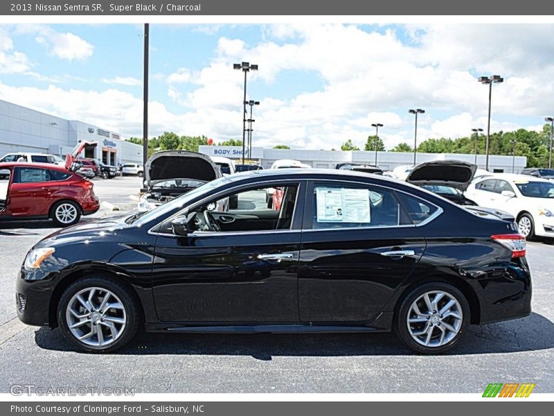 Super Black / Charcoal 2013 Nissan Sentra SR
