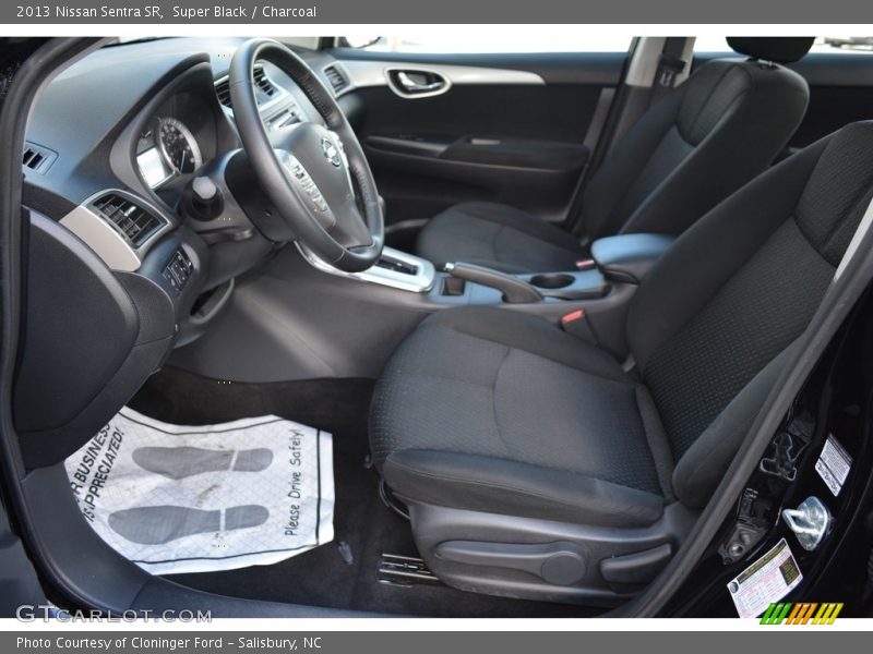 Super Black / Charcoal 2013 Nissan Sentra SR