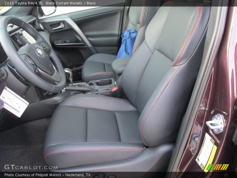 Black Currant Metallic / Black 2016 Toyota RAV4 SE