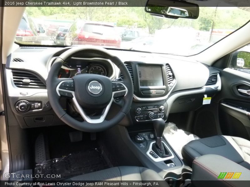 Light Brownstone Pearl / Black 2016 Jeep Cherokee Trailhawk 4x4
