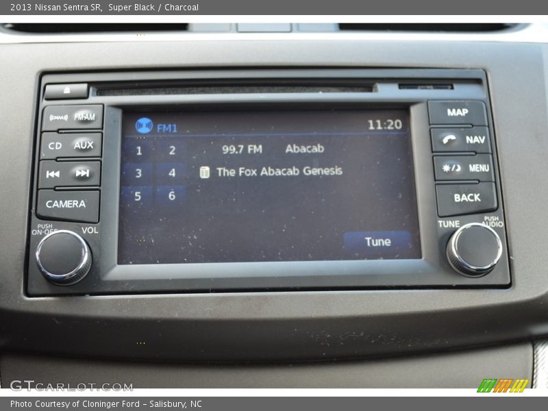 Super Black / Charcoal 2013 Nissan Sentra SR