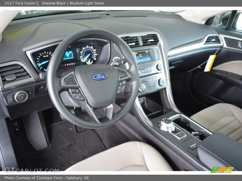 Shadow Black / Medium Light Stone 2017 Ford Fusion S