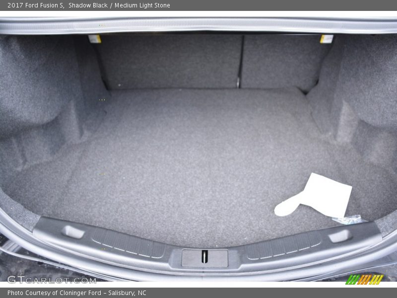 Shadow Black / Medium Light Stone 2017 Ford Fusion S