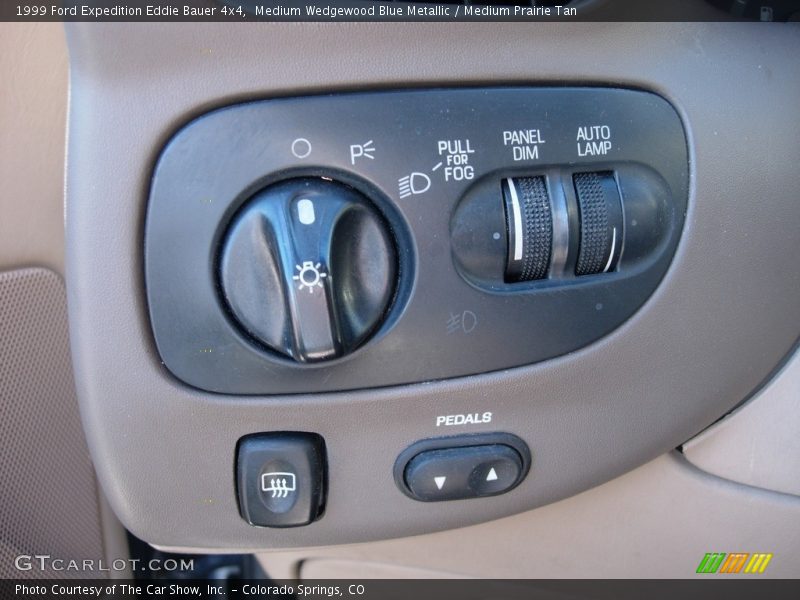 Medium Wedgewood Blue Metallic / Medium Prairie Tan 1999 Ford Expedition Eddie Bauer 4x4