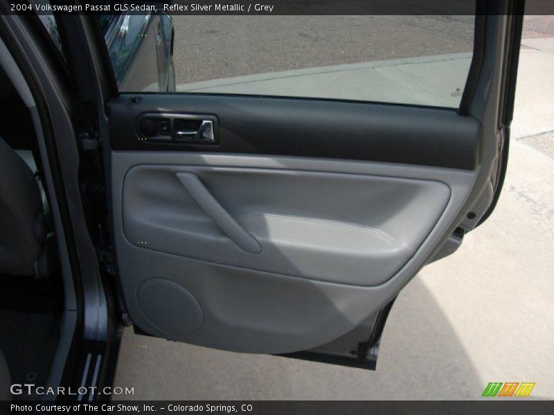Reflex Silver Metallic / Grey 2004 Volkswagen Passat GLS Sedan
