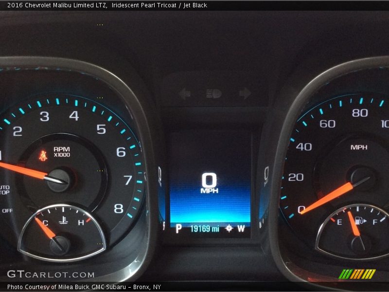 Iridescent Pearl Tricoat / Jet Black 2016 Chevrolet Malibu Limited LTZ