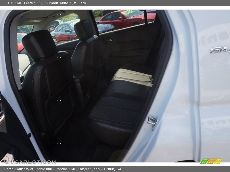 Summit White / Jet Black 2016 GMC Terrain SLT