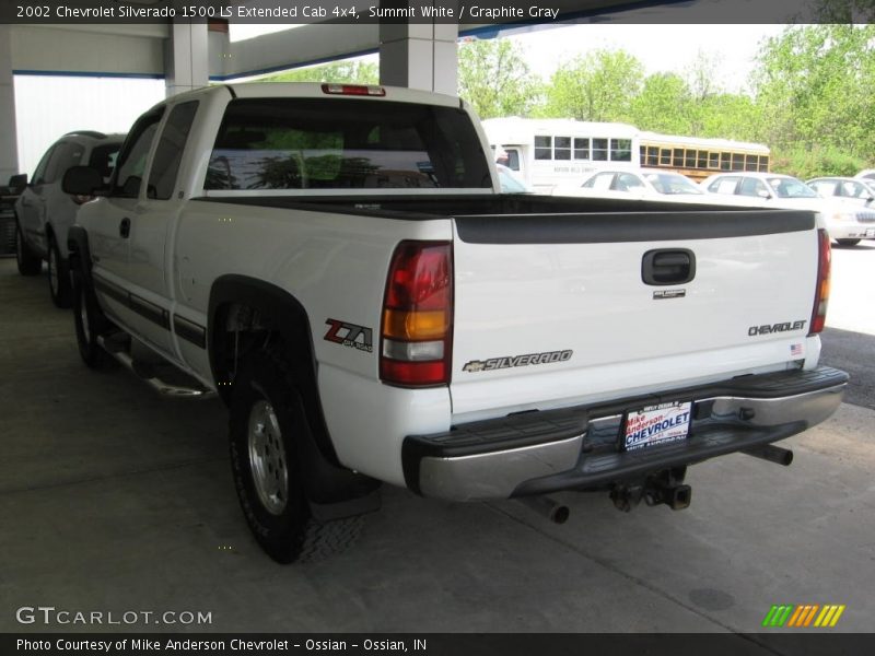 Summit White / Graphite Gray 2002 Chevrolet Silverado 1500 LS Extended Cab 4x4