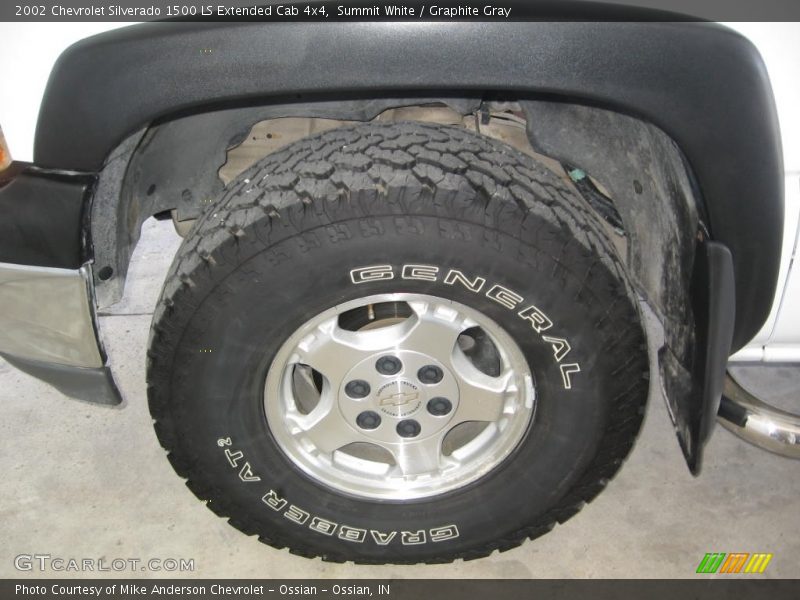 Summit White / Graphite Gray 2002 Chevrolet Silverado 1500 LS Extended Cab 4x4