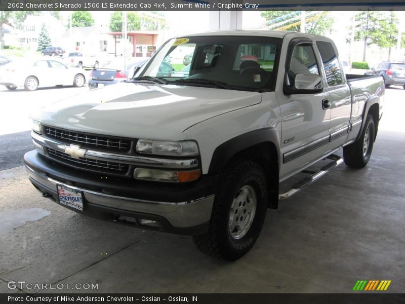 Summit White / Graphite Gray 2002 Chevrolet Silverado 1500 LS Extended Cab 4x4