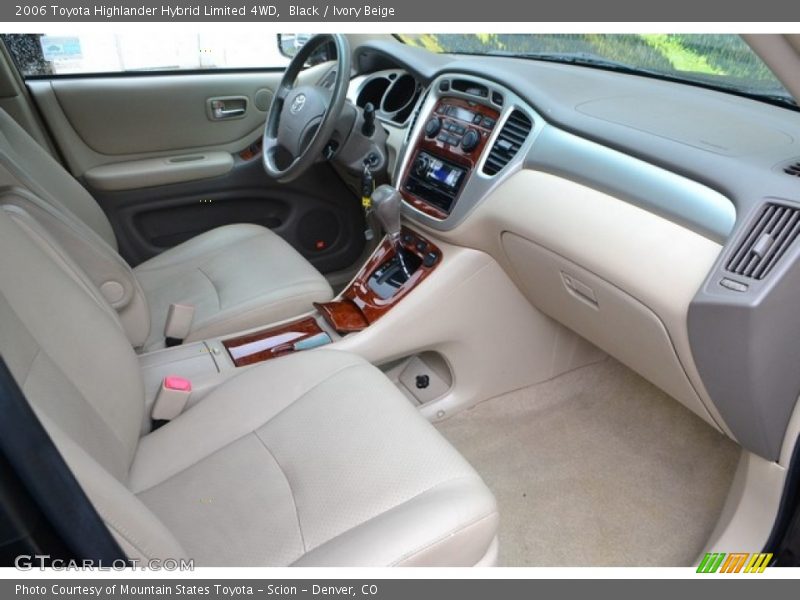 Black / Ivory Beige 2006 Toyota Highlander Hybrid Limited 4WD