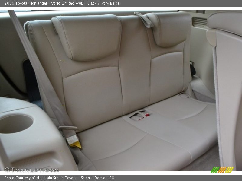 Black / Ivory Beige 2006 Toyota Highlander Hybrid Limited 4WD