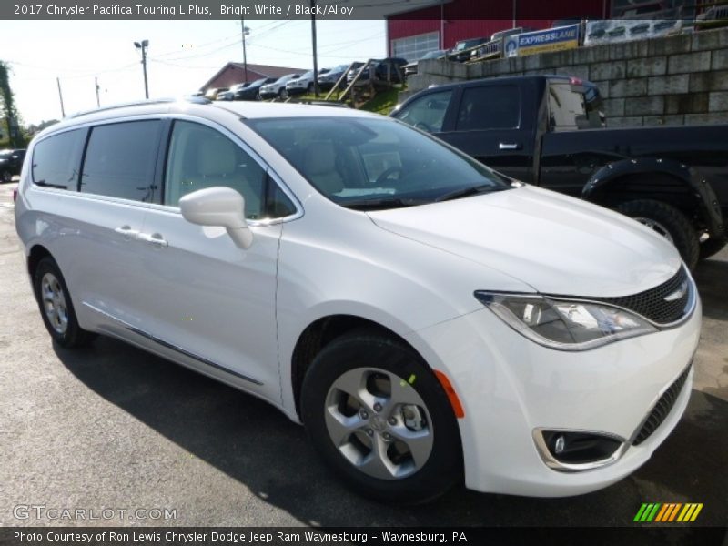 Bright White / Black/Alloy 2017 Chrysler Pacifica Touring L Plus