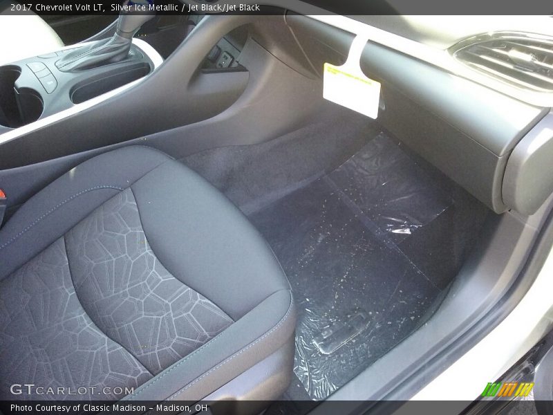 Silver Ice Metallic / Jet Black/Jet Black 2017 Chevrolet Volt LT