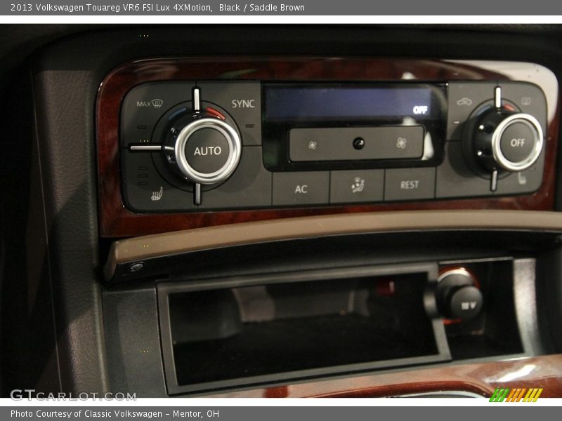 Black / Saddle Brown 2013 Volkswagen Touareg VR6 FSI Lux 4XMotion