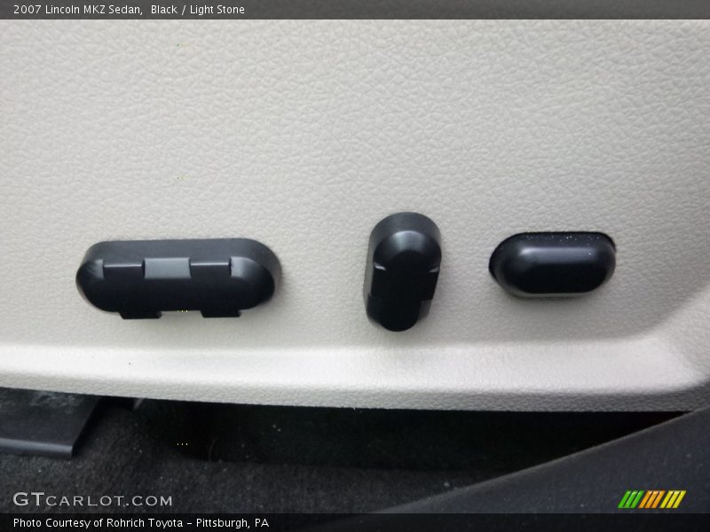 Black / Light Stone 2007 Lincoln MKZ Sedan