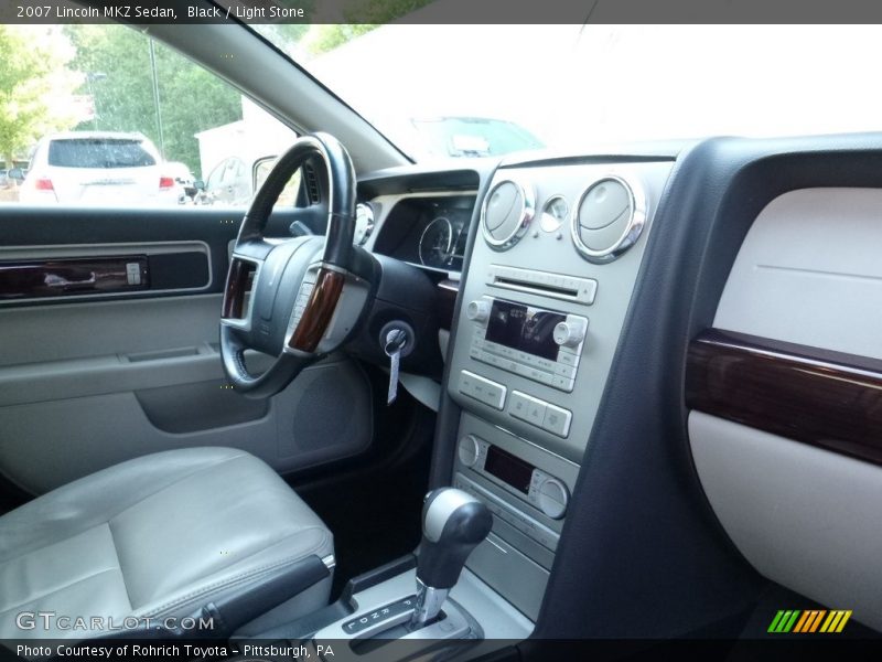 Black / Light Stone 2007 Lincoln MKZ Sedan