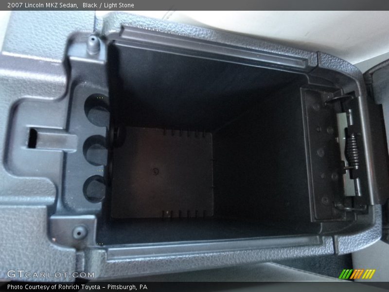 Black / Light Stone 2007 Lincoln MKZ Sedan