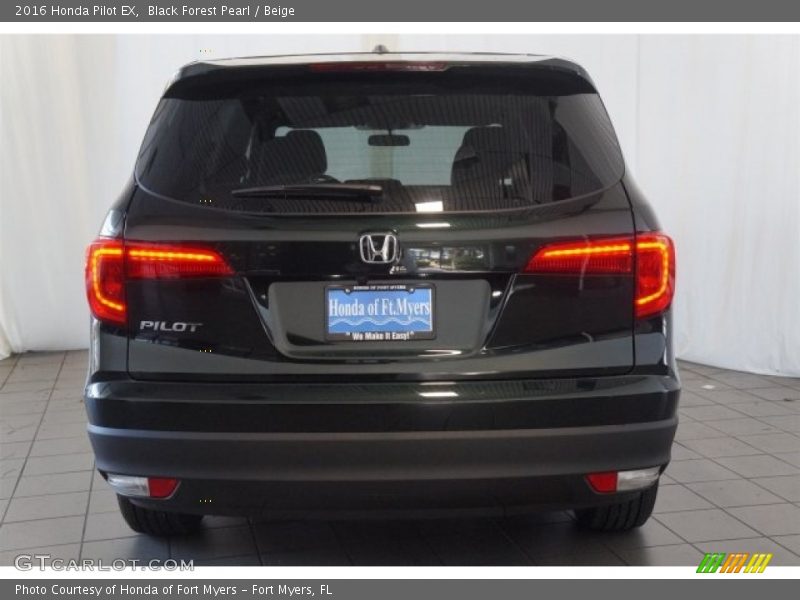 Black Forest Pearl / Beige 2016 Honda Pilot EX