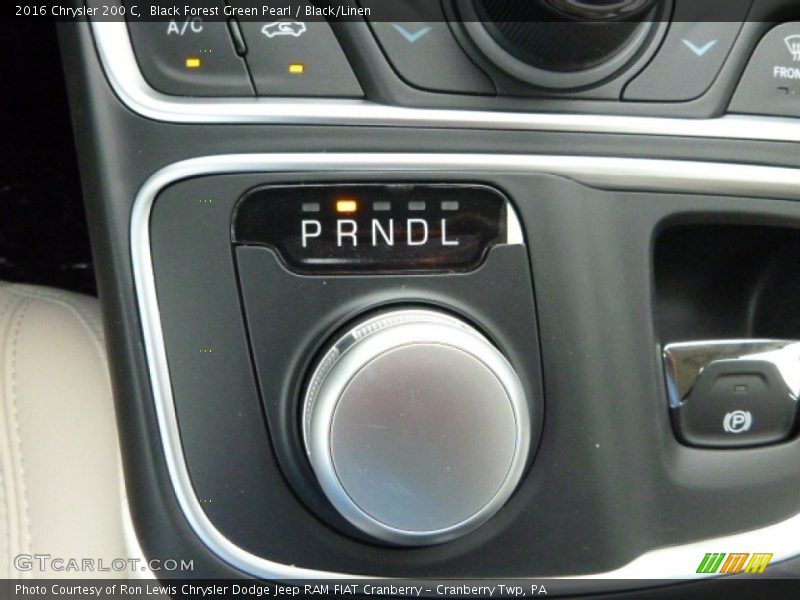 Black Forest Green Pearl / Black/Linen 2016 Chrysler 200 C