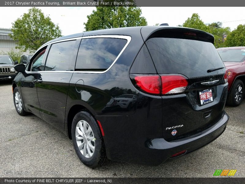 Brilliant Black Crystal Pearl / Black/Alloy 2017 Chrysler Pacifica Touring
