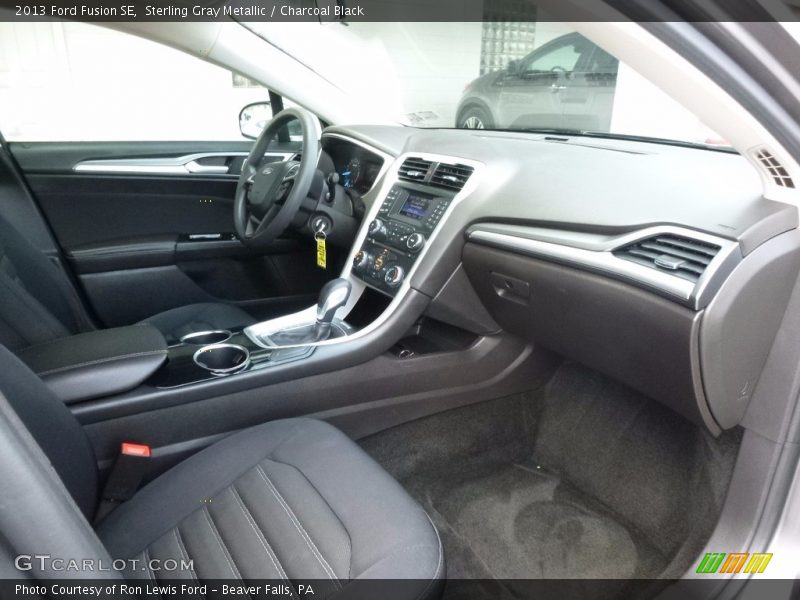 Sterling Gray Metallic / Charcoal Black 2013 Ford Fusion SE