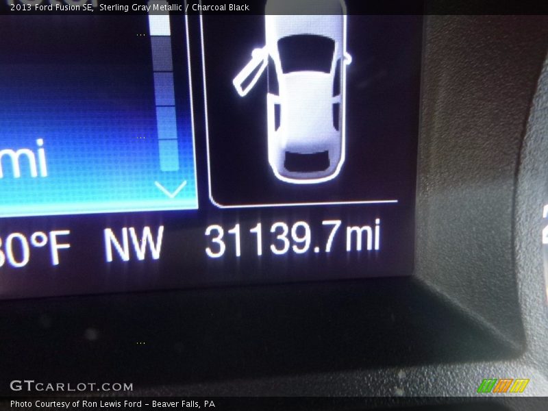Sterling Gray Metallic / Charcoal Black 2013 Ford Fusion SE