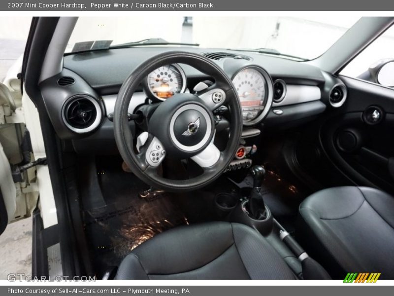 Pepper White / Carbon Black/Carbon Black 2007 Mini Cooper Hardtop