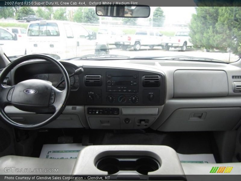 Oxford White / Medium Flint 2007 Ford F350 Super Duty XL Crew Cab 4x4