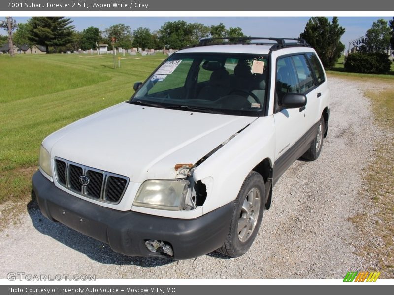 Aspen White / Gray 2001 Subaru Forester 2.5 L