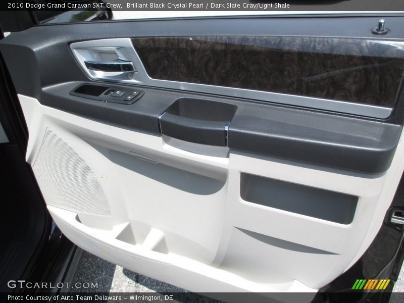 Brilliant Black Crystal Pearl / Dark Slate Gray/Light Shale 2010 Dodge Grand Caravan SXT Crew