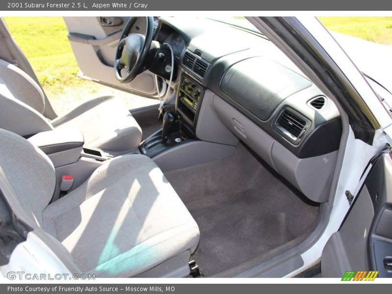 Aspen White / Gray 2001 Subaru Forester 2.5 L