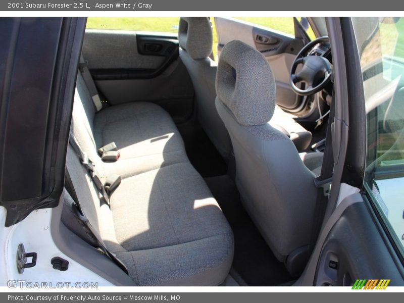 Aspen White / Gray 2001 Subaru Forester 2.5 L
